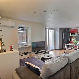 Cosy En Centre-ville - Wifi - Parking , Salon-de-Provence France